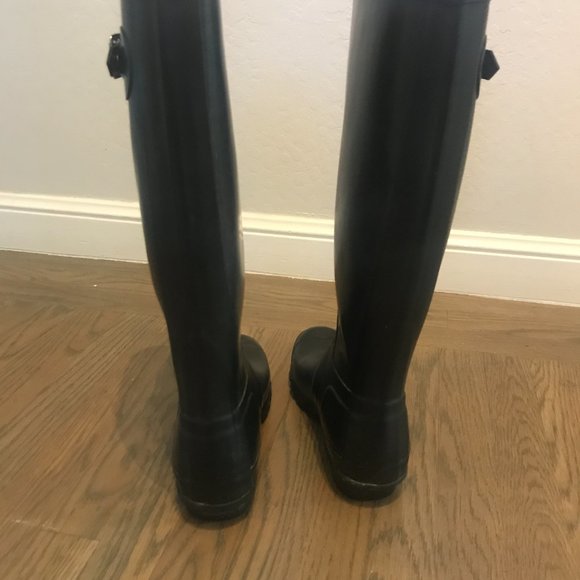 HUNTER Original Tall Matte Black Rain Boots _ Women's Size 5 BUNDLE w boot socks - Picture 4 of 8